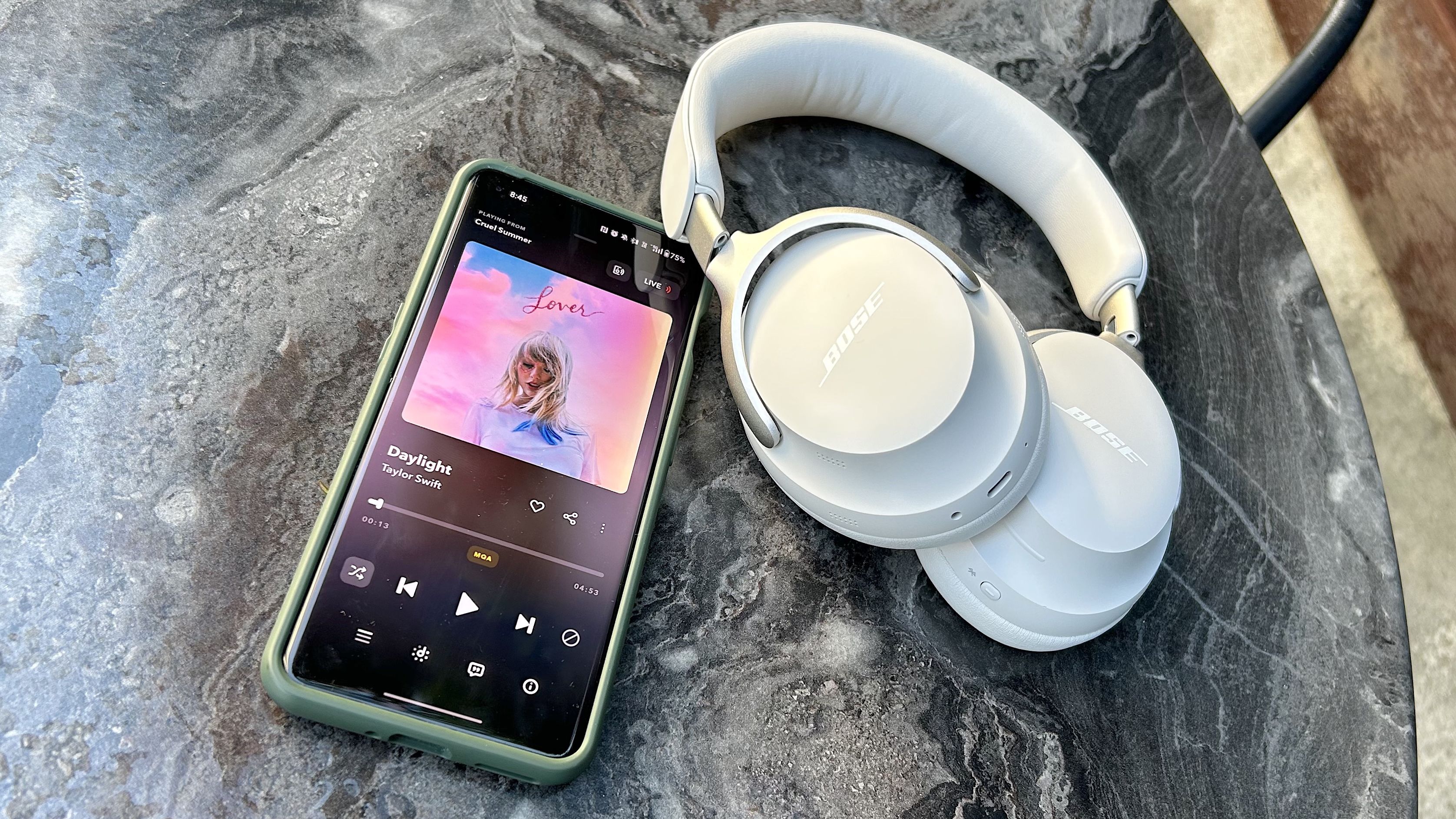 BOSE QuietComfort Ultra Noise Canceling Headphones Spatial Audio