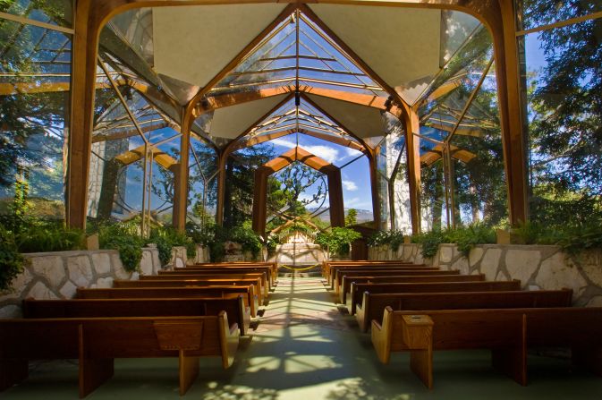 <strong>The Wayfarers Chapel, Rancho Palos Verdes:</strong> Trustees of this landmarked building in southern California opted to dismantle it as the site was threatened by erosion.