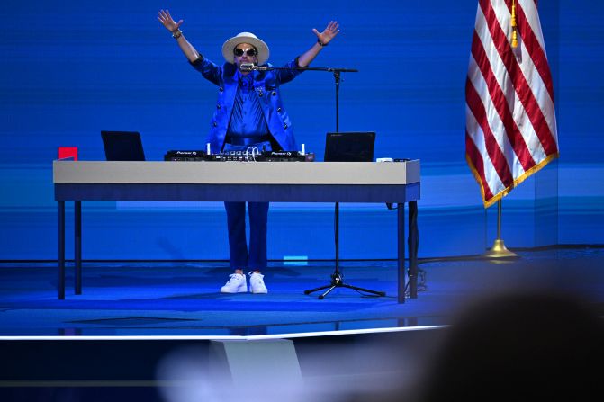 During the roll call, DJ Cassidy <a >played a song representative of each delegation</a>. For example, Alabama got Lynyrd Skynyrd’s “Sweet Home Alabama.” Florida got “I Won’t Back Down” by Tom Petty, a native of the state. California got “The Next Episode,” Dr. Dre’s West Coast classic featuring Snoop Dogg.