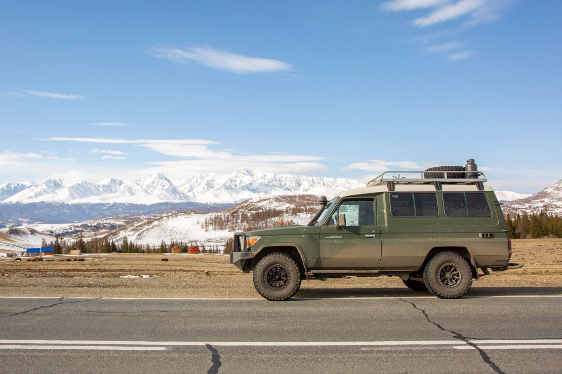 Stopping for a break on the Chuyskiy Trakt road, in Russia's stunning Altai region.