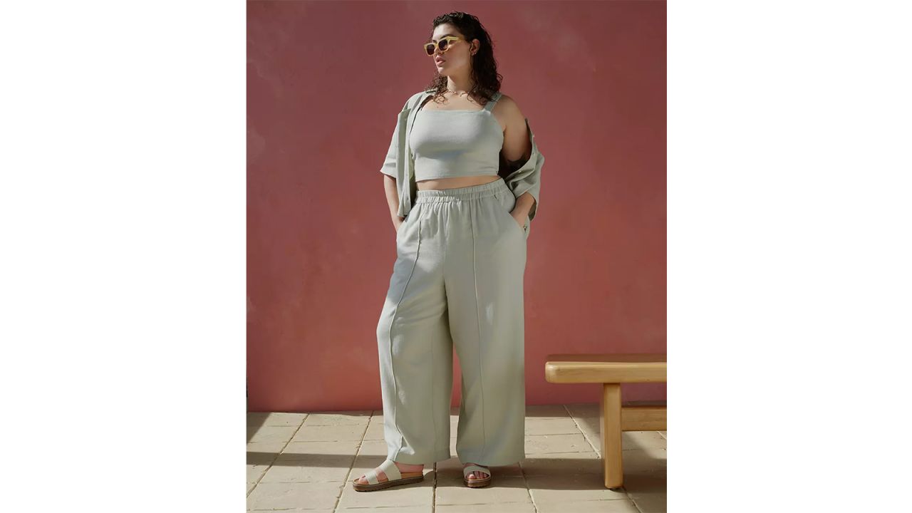 Breezewoven Abbie Crop Top and Breezewoven Pull-On High-Rise Straight Pants