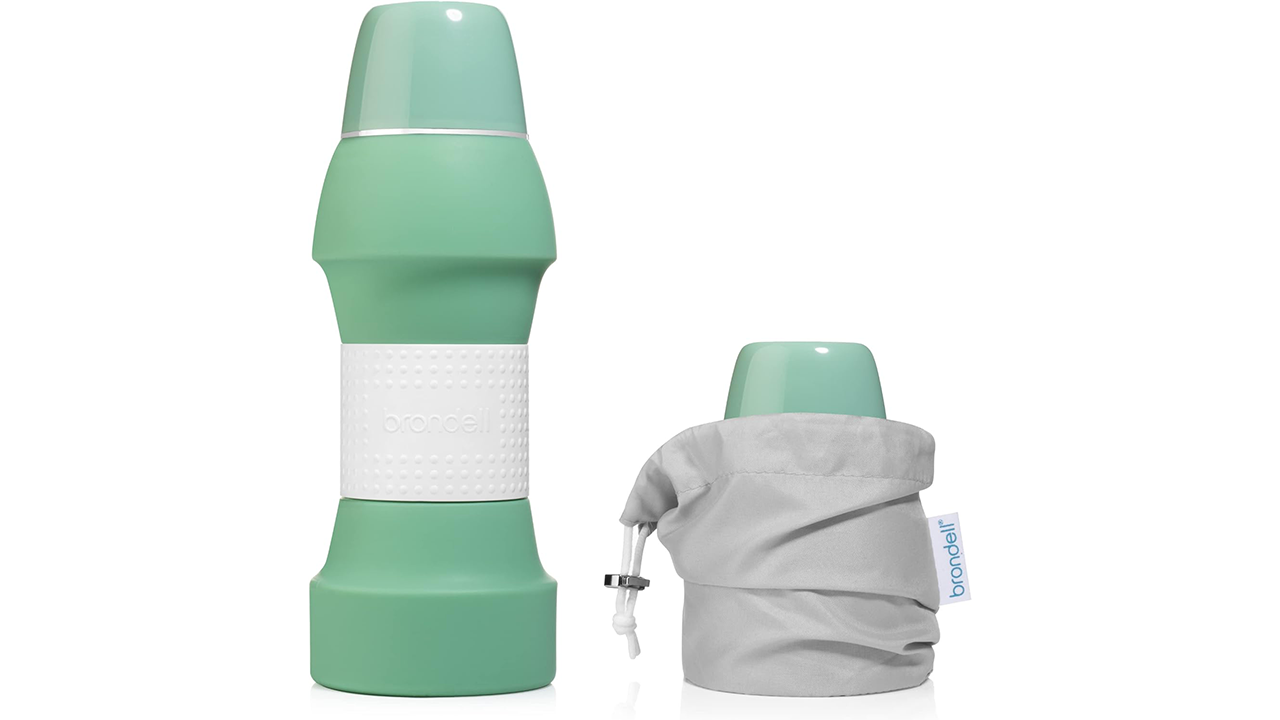Brondell Bidet GoSpa Collapsible Travel Bidet stock photo