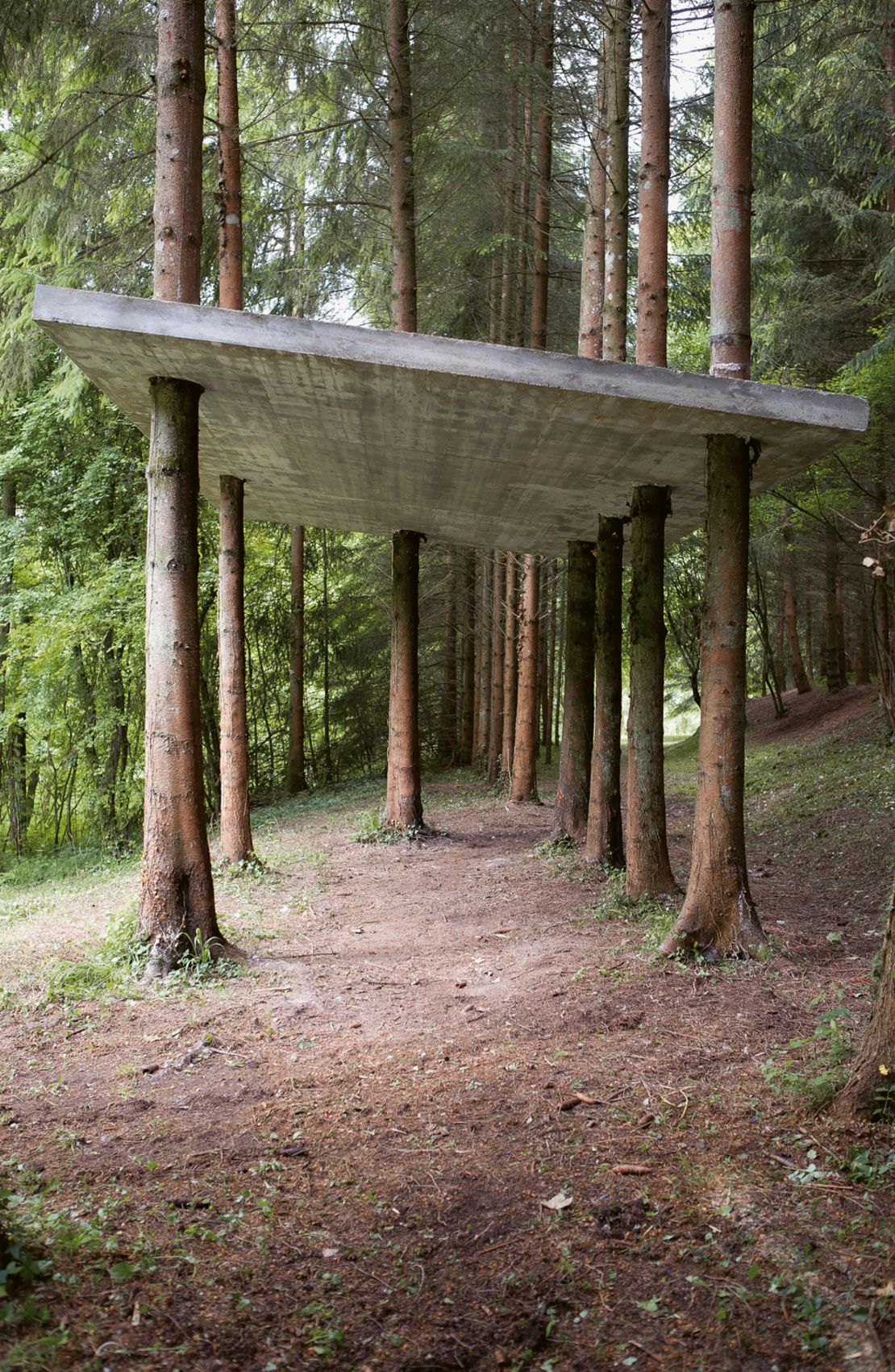 Karsten Födinger's sculpture in La Vallée, Basse-Normandie, France.