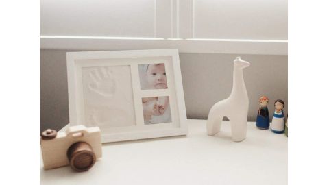 Bubzi Co Baby Handprint and Footprint Makers Kit Marco de recuerdo