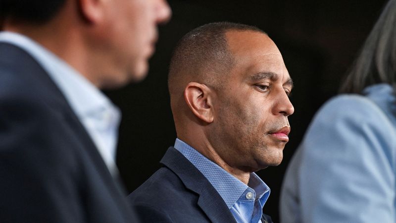 Hakeem Jeffries Faces Pressure to Revise Democratic Strategy Amid Internal Party Divisions