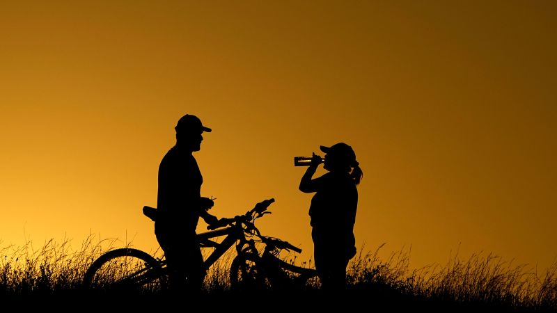 Texas hit by early heat wave, a sign of a long, hot summer to come Texas hit by early heat wave, a sign of a long, hot summer to come