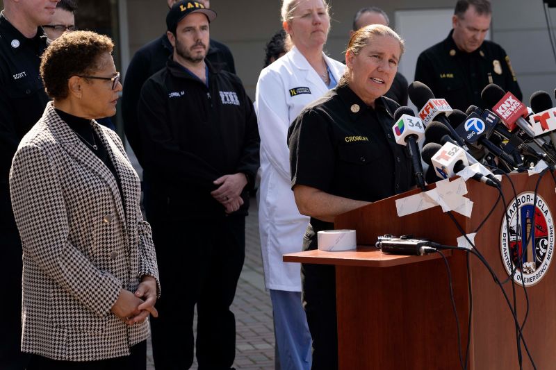 LA Mayor Fires Fire Chief Amid Wildfire Controversy