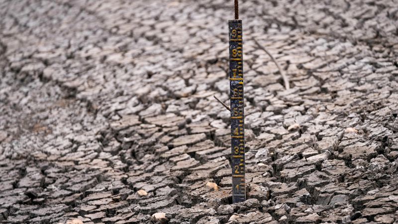 Колумбийската столица Богота ограничава разпределението на водата, тъй като феноменът Ел Ниньо влошава сушата