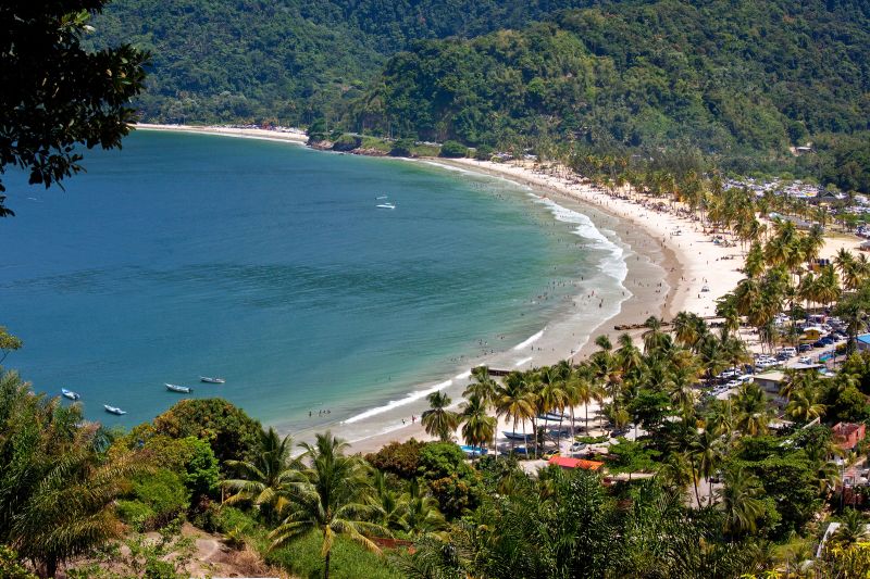 Maracas Bay is known for its food kiosks.