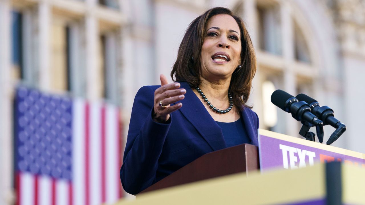 Sen. Kamala Harris speaks to her supporters during her presidential campaign launch rally in Frank H. Ogawa Plaza on January 27, 2019, in Oakland, California. 