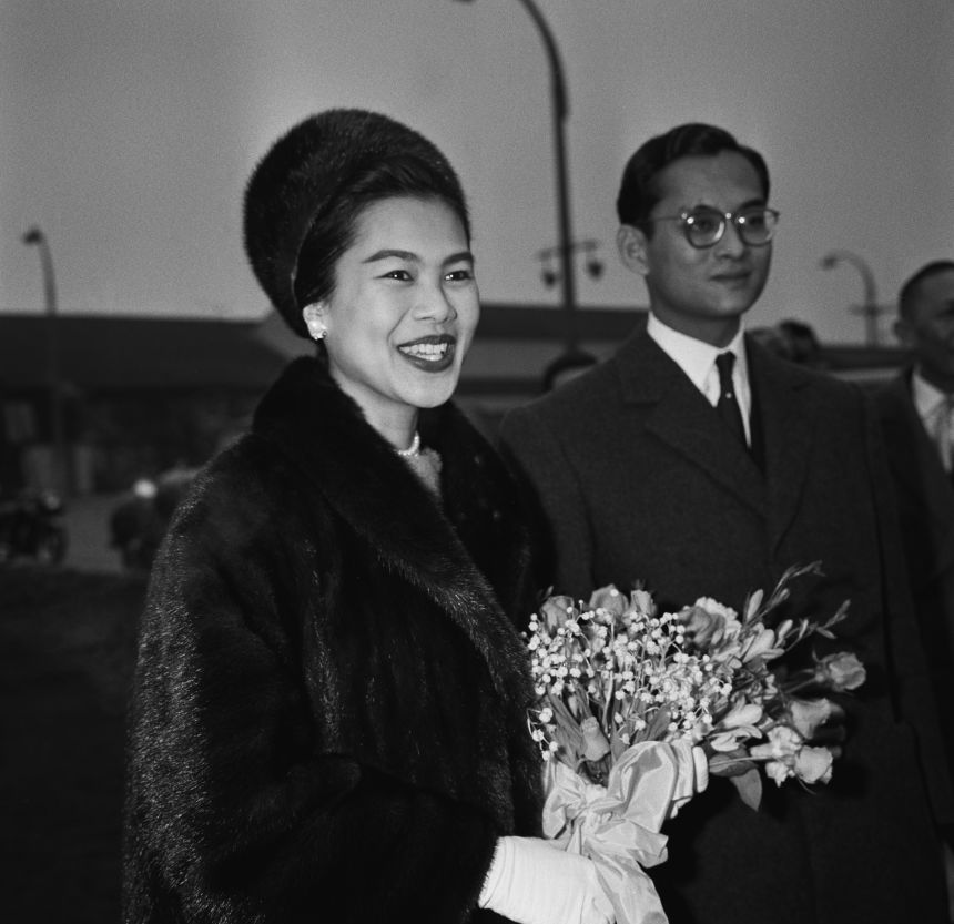 Queen Sirikit of Thailand and King Bhumibol Adulyadej (1927-2016) during a visit to London on December 29, 1960.