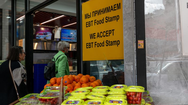 Вижте всички теми Връзка копирана Следвайте Около 2 4 милиона