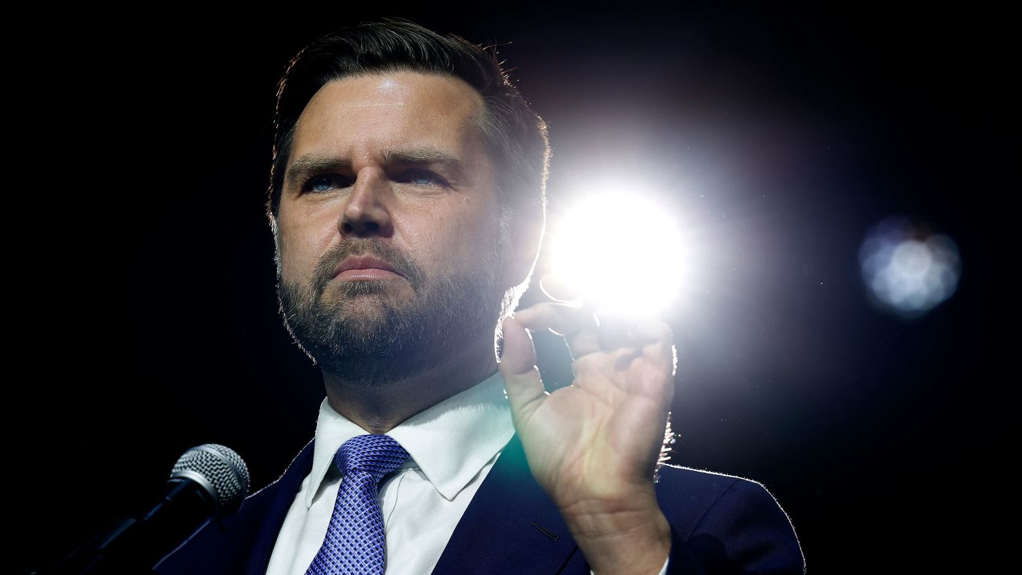 JD Vance Get ready for even more of Trump’s running mate after shaky