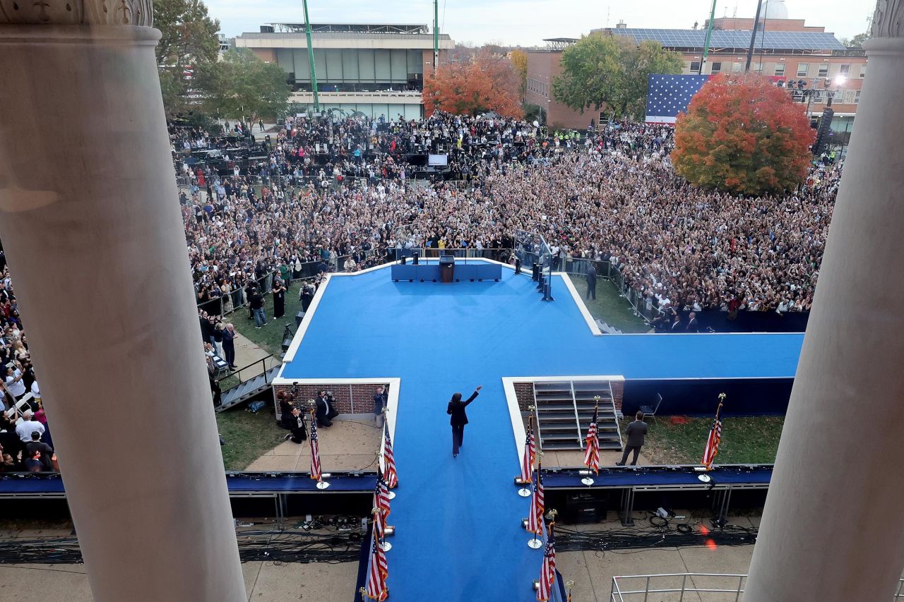 Vice President Kamala Harris arrives to speak on stage as she concedes the election, at Howard University on November 6, 2024 in Washington, DC. 