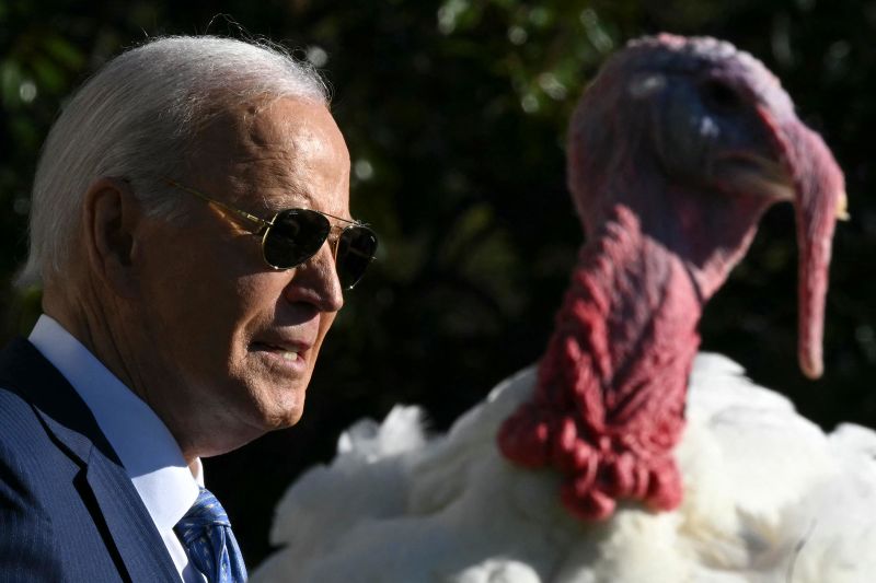 Biden Grants Clemency To Peach And Blossom At Annual White House Turkey ...