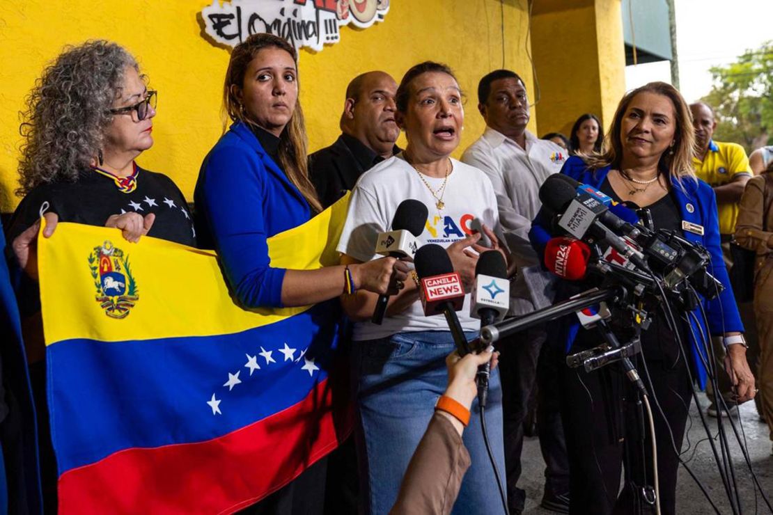 Executive Director of Venezuelan American Caucus Adelys Ferro speaks to the media during a press conference held by Venezuelan American Caucus and hosted at El Arepazo on February 3 in Doral, Florida.