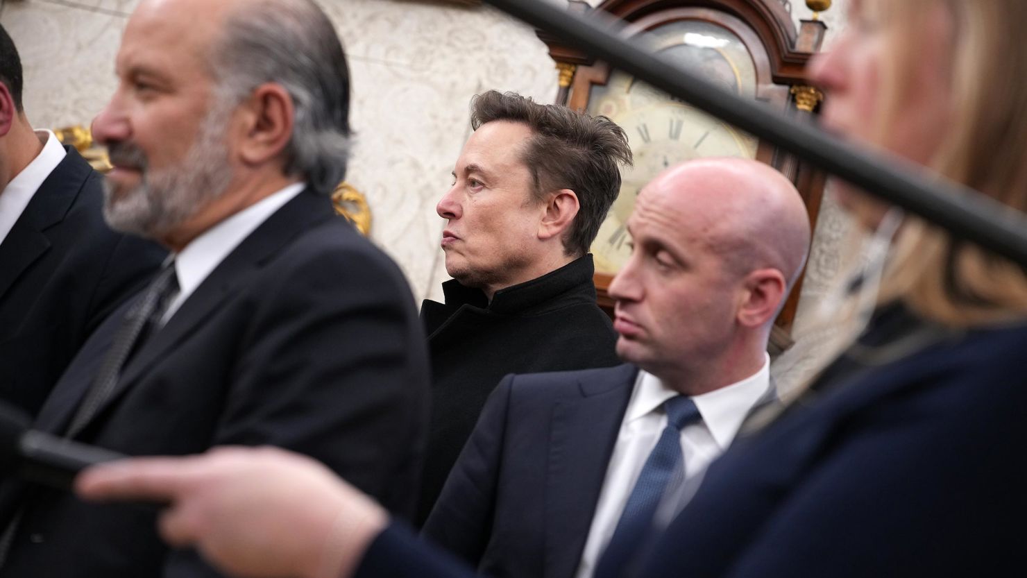 Canadian petition to revoke Elon Musk's citizenship gathers more than  250,000 signatures | CNN