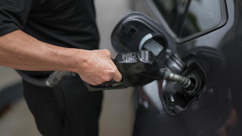 Fact check: Trump keeps making up gas prices | CNN Politics