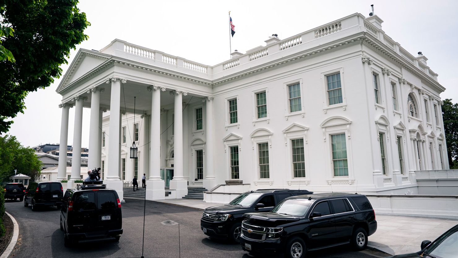 President Donald Trump's motorcade prepares to depart the White House on April 20 in Washington, DC.