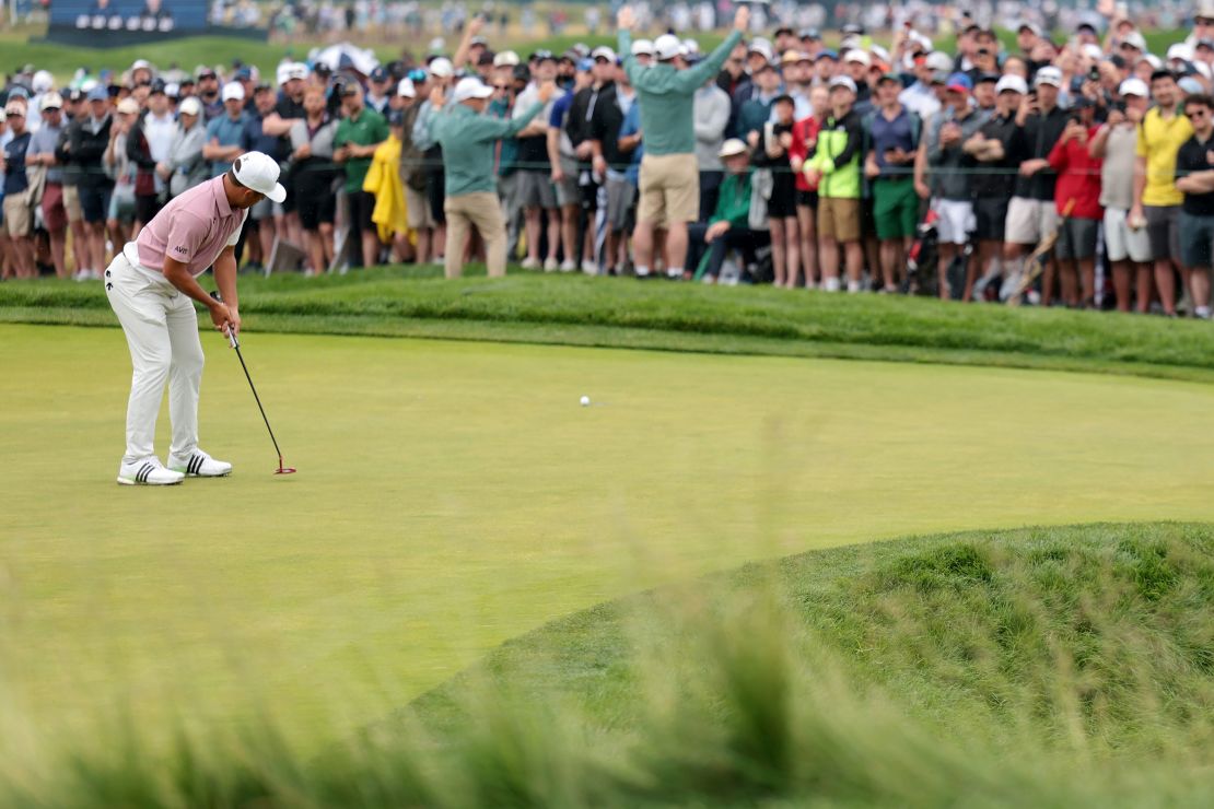 Xander Schauffele of the United States putts on the second green during the third round of the 125th U.S. OPEN at Oakmont Country Club on June 14 in Oakmont, Pennsylvania.