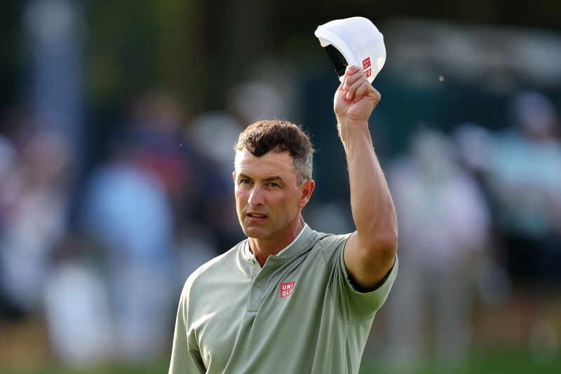 Sam Burns Leads US Open Final Round as Adam Scott Closes Gap