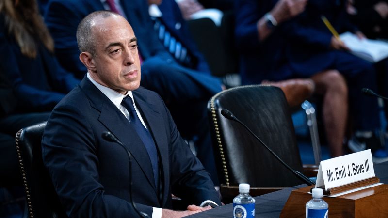 Най добрият демократ в Сената на съдебната комисия получи документация