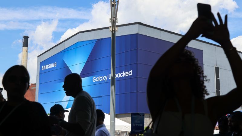 Samsung Eyes AI-Powered Earrings, Necklaces in Wearable Tech Push