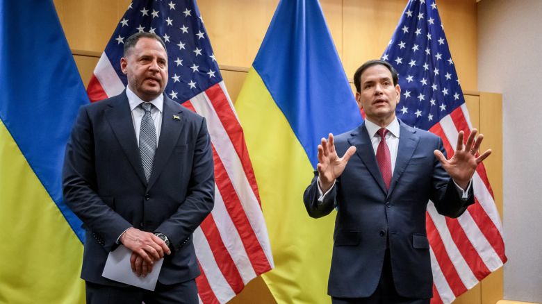 US Secretary of State Marco Rubio (R) and Ukraine's Presidential Office Chief of staff Andriy Yermak hold a press conference following their closed-door talks on a US plan to end the war in Ukraine at the US Mission in Geneva, on November 23, 2025.