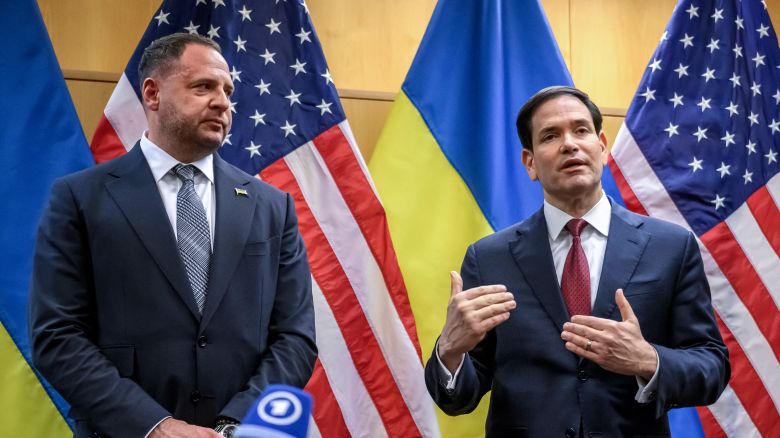 US Secretary of State Marco Rubio (R) and Ukraine's Presidential Office Chief of staff Andriy Yermak hold a press conference following their closed-door talks on a US plan to end the war in Ukraine at the US Mission in Geneva, on November 23, 2025.