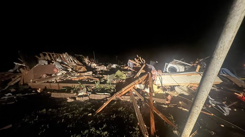 Peringatan Cuaca: Tornado Dahsyat Mengancam Jutaan Warga di AS Tengah Setelah Akhir Pekan Bencana