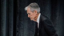 Jerome Powell, presidente de la Reserva Federal de EE.UU., durante un evento del Club Económico de Chicago el miércoles 16 de abril de 2025.