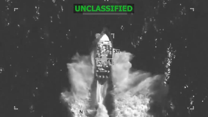 САЩ удариха друга лодка в източната част на Тихия океан, убивайки четирима, на фона на ескалиращи въпроси относно офанзивата им за борба с наркотиците