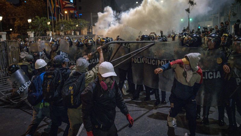 Peruanos protestan contra el Gobierno del – El reportero andino