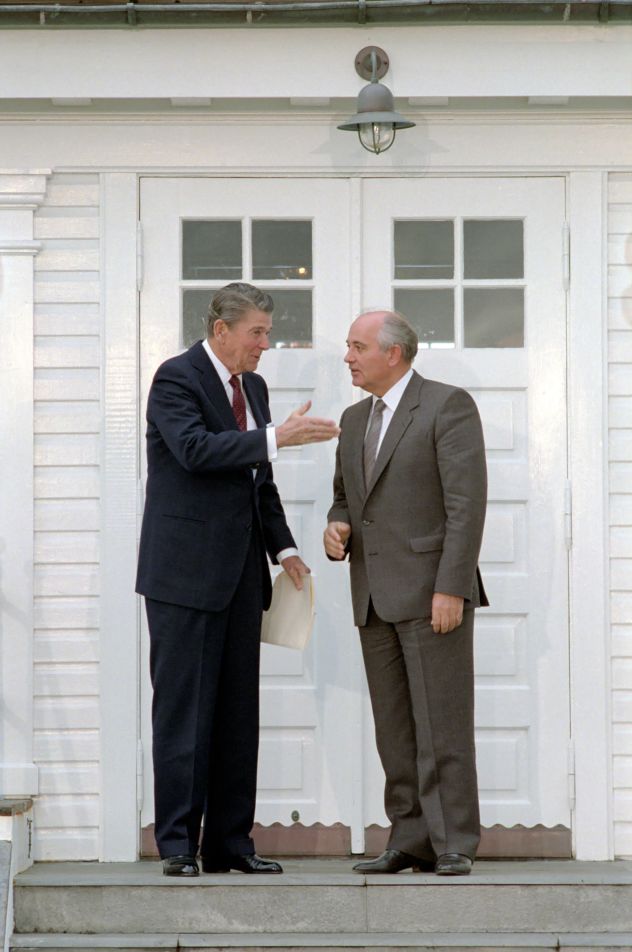 President Ronald Reagan with Mikhail Gorbachev at the Höfði House during their trip to Iceland for the Reykjavík Summit on October 12, 1986.