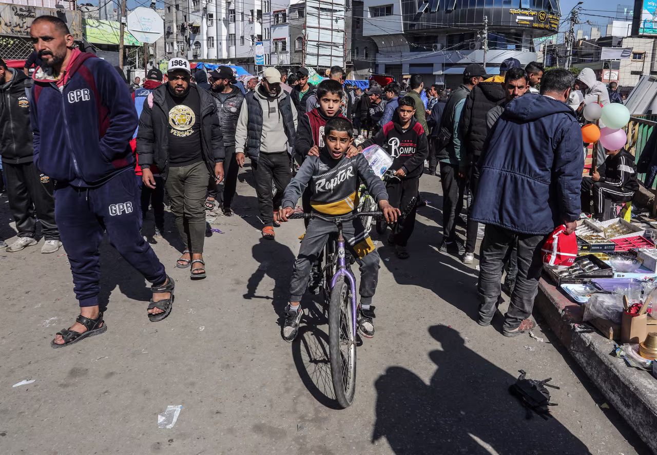 Palestinians form a dense crowd on the streets of Rafah, Gaza, on February 8.