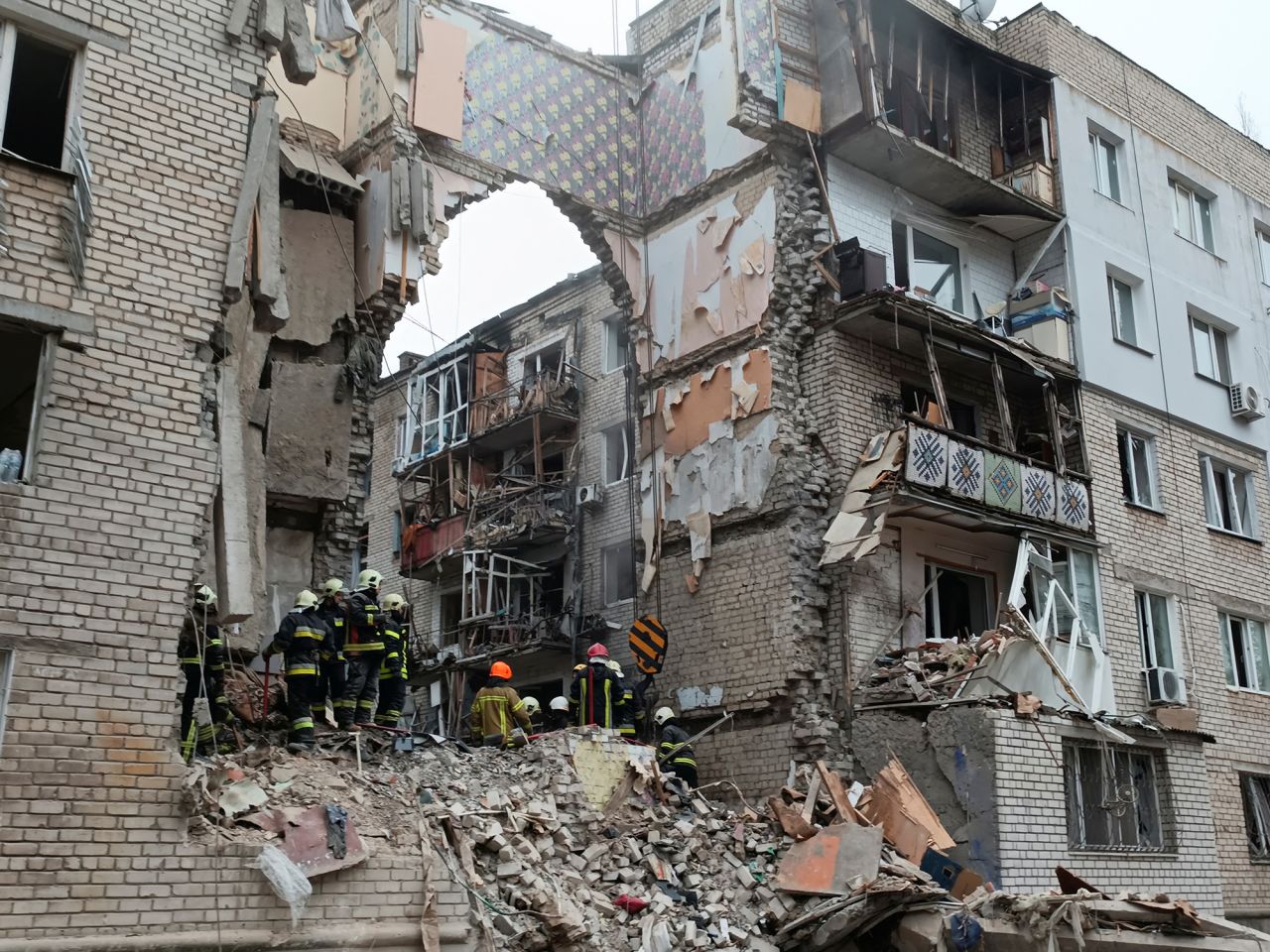 Rescuers work at a site of a heavily damaged residential building in Mykolaiv,?Ukraine, on?November 11.
