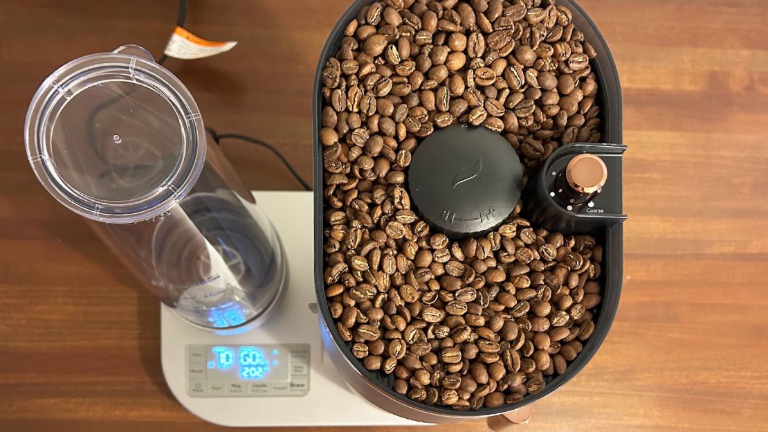 https://media.cnn.com/api/v1/images/stellar/prod/cafe-speciality-best-drip-coffee-grinder-view.jpg?q=w_1110,c_fill