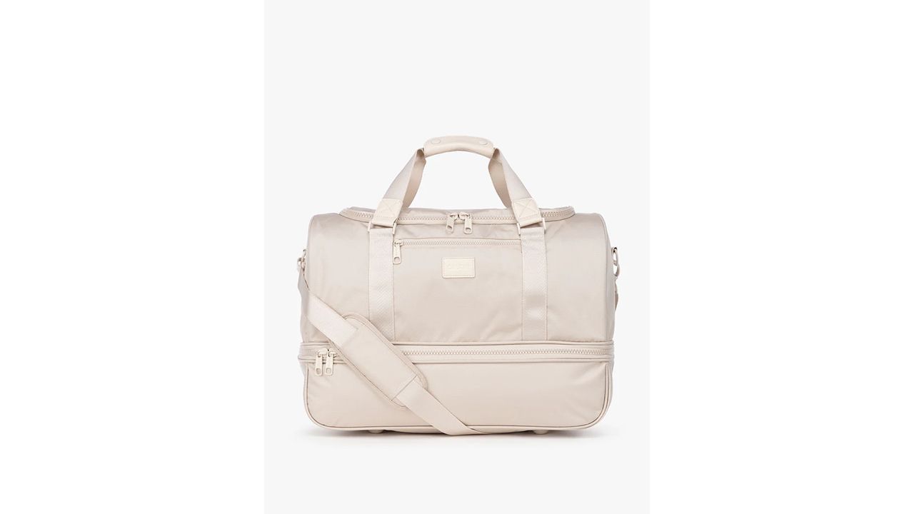 A photo of the Calpak Stevyn Duffel