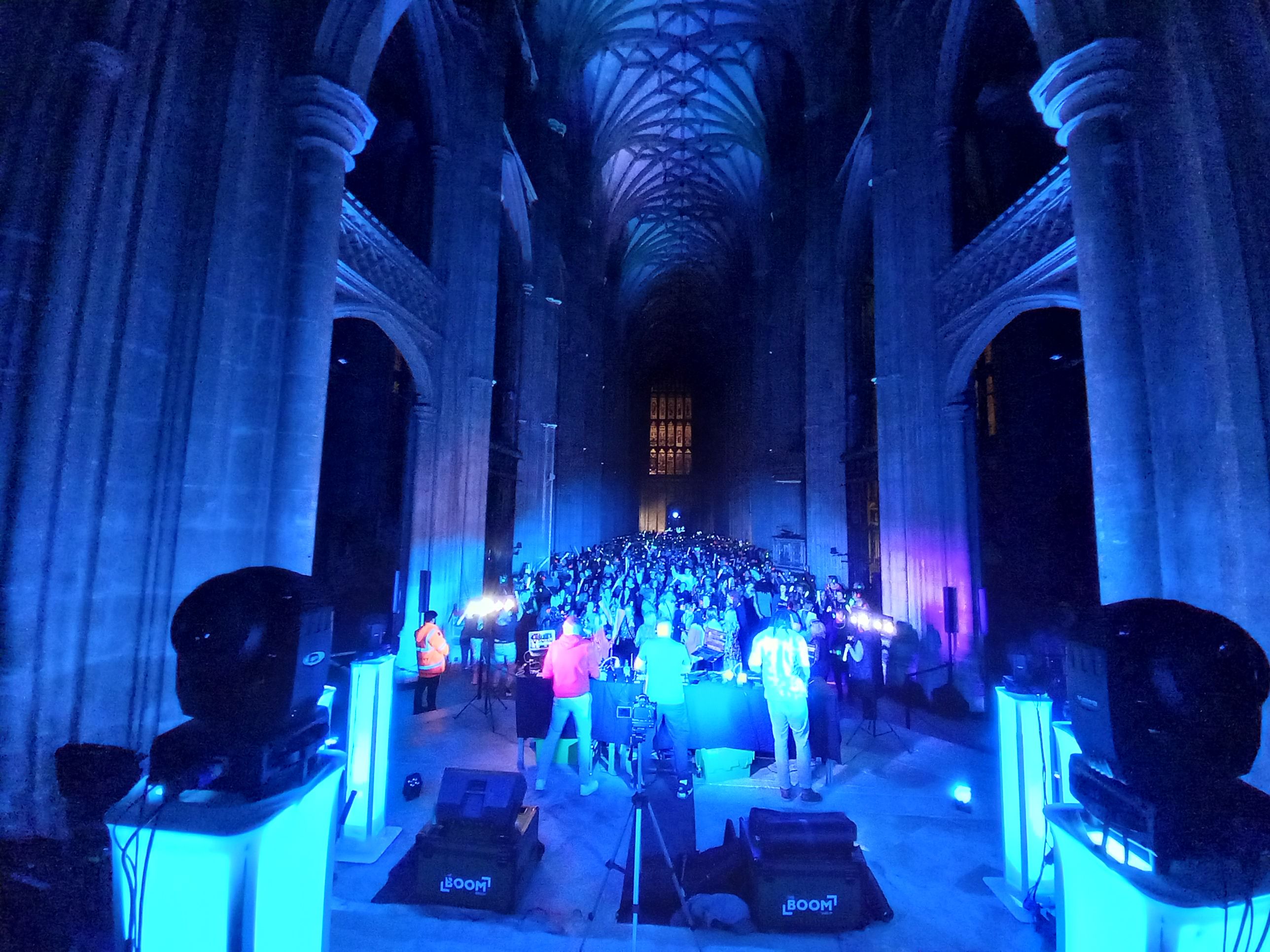 Das ist der Anfang vom Ende - Pagina 9 Canterbury-cathedral-silent-disco-8feb2024-1