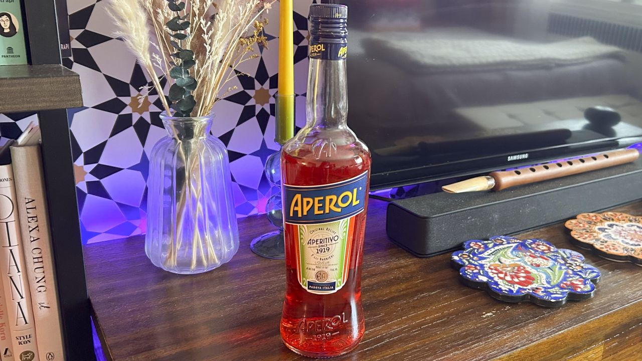 Carolina Gazal Aperol.jpg