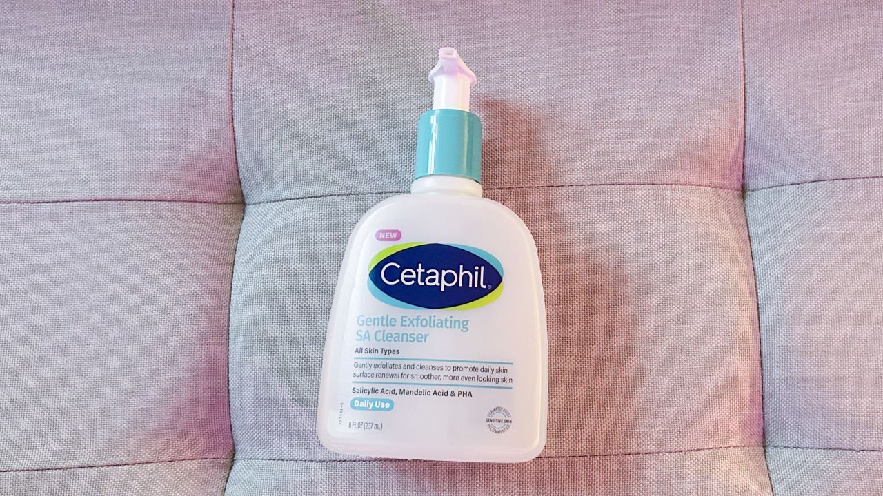 Carolina Gazal Cetaphil.jpg