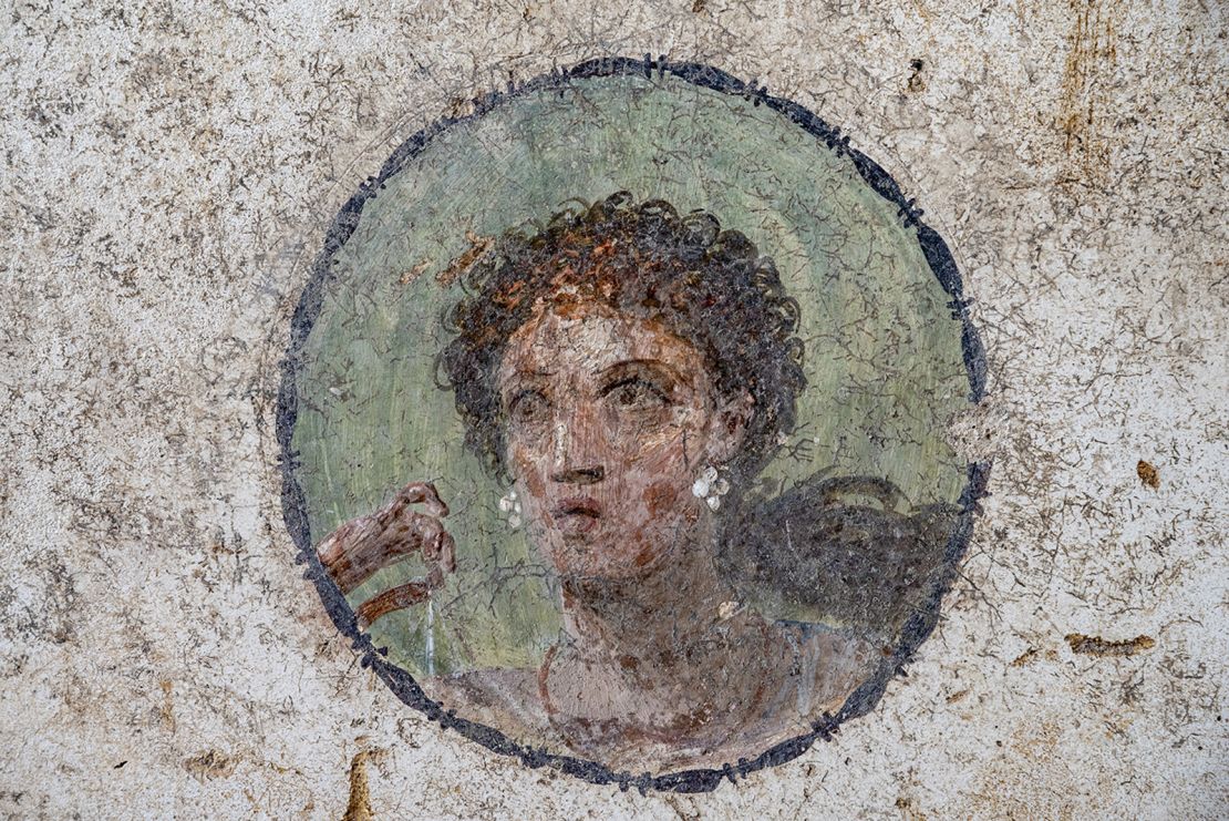 The stately home featured many detailed frescoes.
