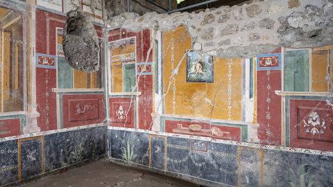 Casa-di-Elle-e-Frisso---Pompei-(7).jpg