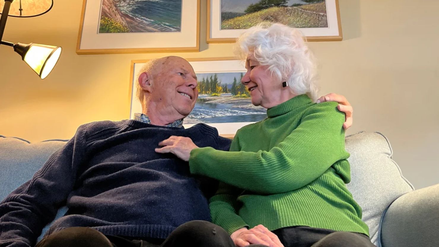 Los psicólogos Arthur y Elaine Aron, que viven en Tiburón, California, dedicaron su vida a estudiar las relaciones y el amor. Son los expertos que están detrás de "Las 36 preguntas que conducen al amor".
