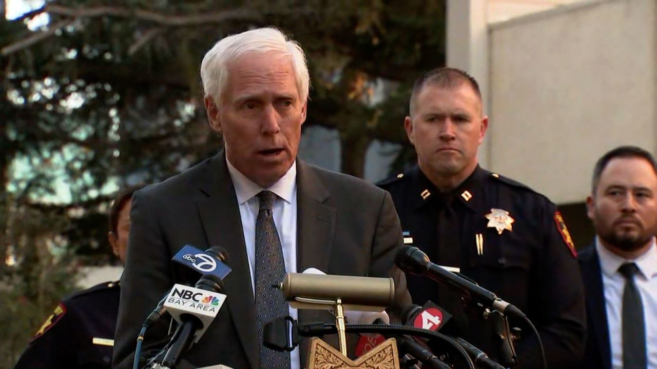 San Mateo County District Attorney Steve Wagstaffe speaks during a press conference on January 24 in Redwood City, California. 