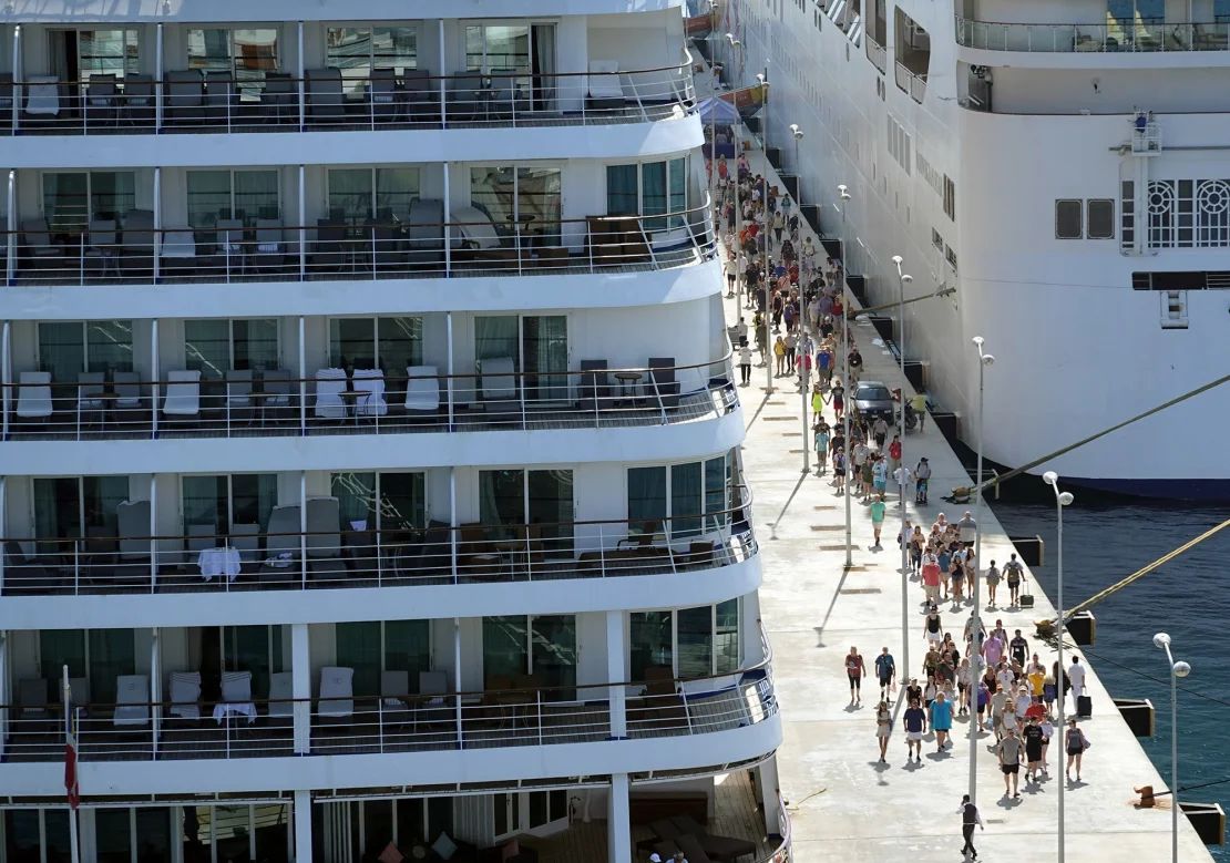 Los CDC sugieren que todavía es demasiado pronto para juzgar si el aumento de enfermedades gastrointestinales reportadas en cruceros presenta una nueva tendencia.