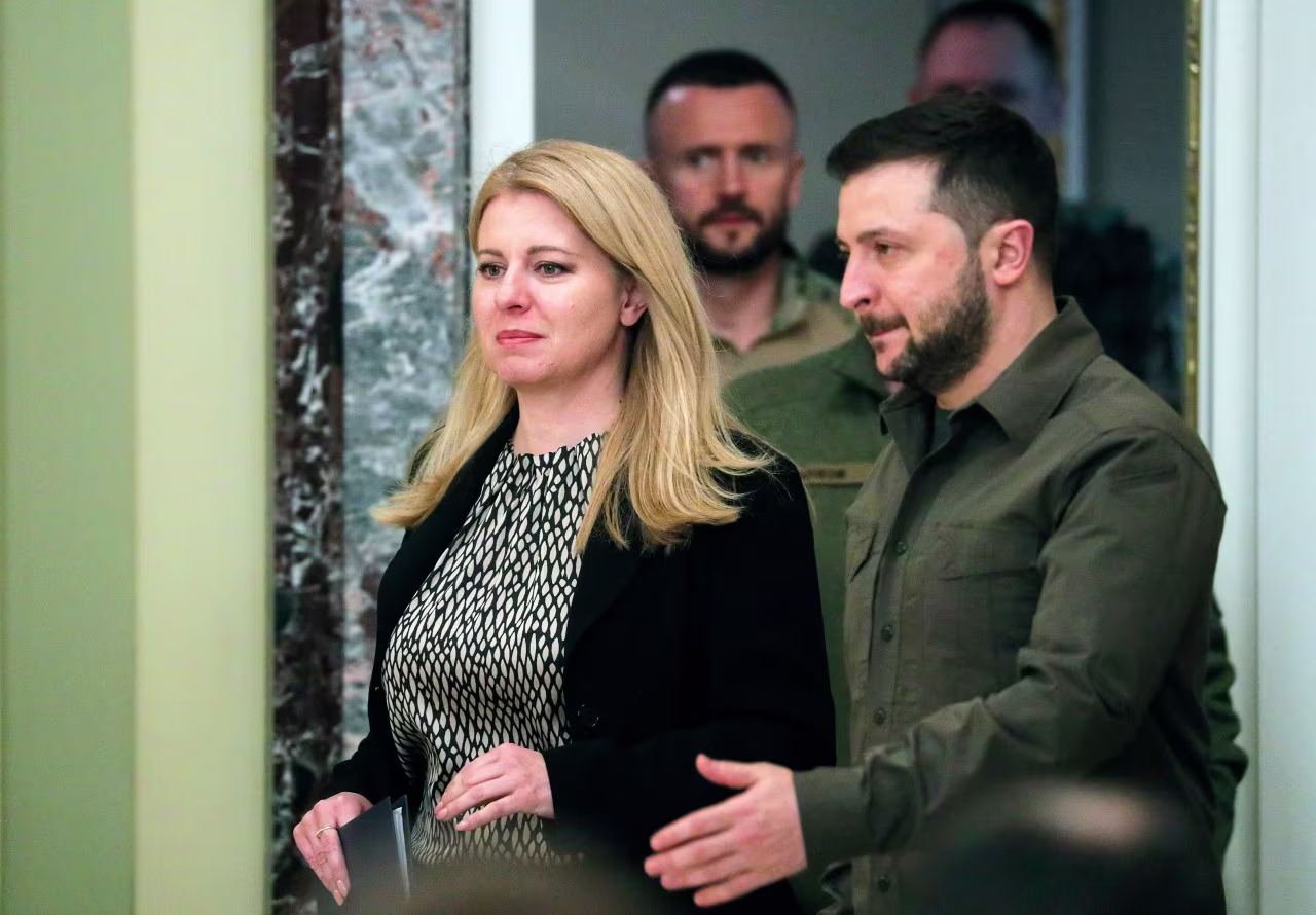Ukrainian President Volodymyr Zelensky and Slovakian Prime Minister Zuzana Caputova attend a a joint news conference in Kyiv, on May 31. 