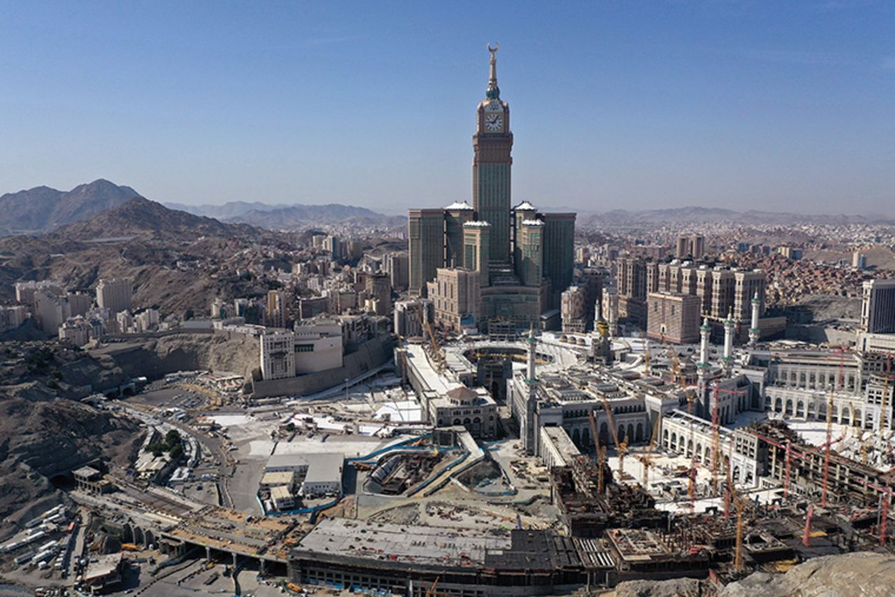 SAUDI-HEALTH-VIRUSAn aerial view shows the Great Mosque and the Mecca Tower and the deserted surroundings in the Saudi holy city of Mecca on April 8.