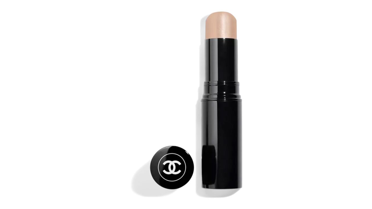 chanel-baume-essentiel-multi-use-glow-stick.jpg