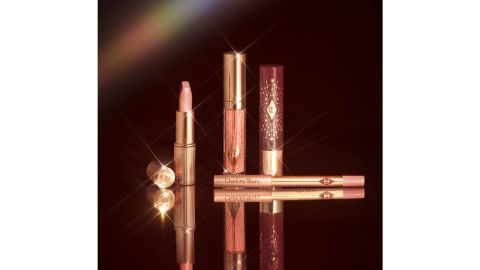 charlotte-tilbury-pillow-talk-lip-kit-productcard-cnnu.jpg